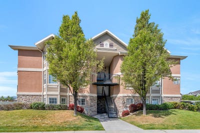 /international/us/1617-w-treille-ct-s-west-valley-city-ut-110107711868/