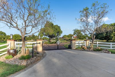 /international/us/409-haney-trace-horseshoe-bay-tx-110120452982/