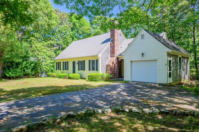 /international/us/20-bray-farm-road-s-yarmouth-port-ma-110104867502/
