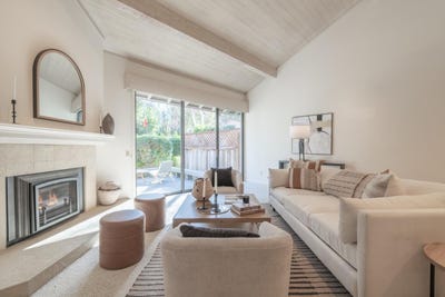 /international/us/9542-maple-ct-carmel-in-110105282831/