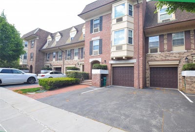 /international/us/14-06-michael-place-bayside-ny-110108069185/