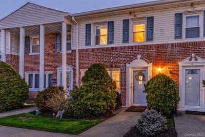 /international/us/3530-long-beach-road-oceanside-ny-110107514228/