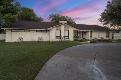 /international/us/2712-n-duncan-st-pampa-tx-110099198766/
