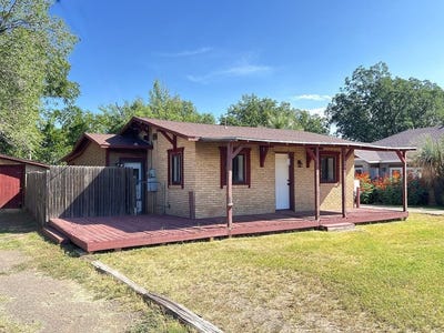 /international/us/201-e-marfa-ave-alpine-tx-110100745970/?lang=en
