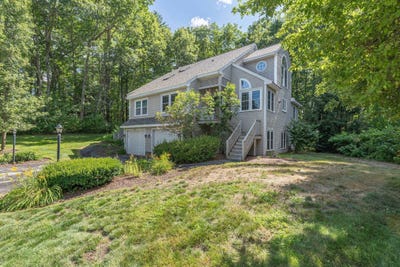 /international/us/2-wedgewood-circle-hooksett-nh-110101093897/