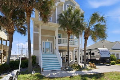 /international/us/310-n-kinston-avenue-atlantic-beach-nc-110108416468/