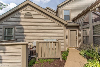 /international/us/126-n-aspen-court-unit-2-warren-oh-110101309124/