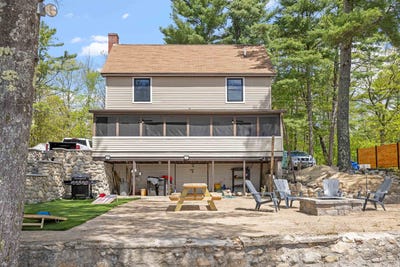 /international/us/89-joe-del-drive-wakefield-nh-110107827792/
