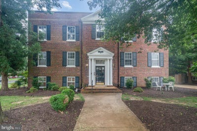 /international/us/400-commonwealth-avenue-alexandria-va-110100776275/
