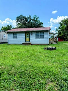 /international/us/41-plum-street-scottsville-ky-110101399346/