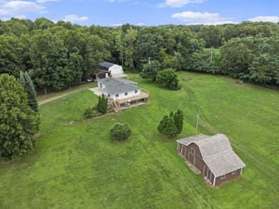 /international/us/717-bath-mills-road-albion-mi-110100995255/