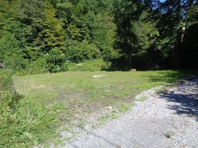 /international/us/shaft-hollow-rd-war-wv-110090607495/