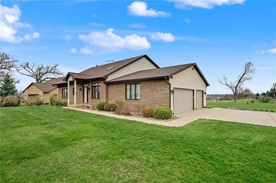 /international/us/5472-cimarron-court-marion-ia-110107390769/