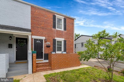 /international/us/2139-s-oxford-street-arlington-va-110108720657/