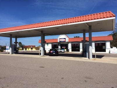 /international/us/2323-s-ridgewood-avenue-south-daytona-fl-110093155017/