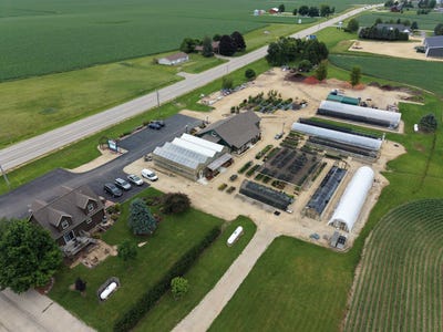 /international/us/11385-us-route-20-e-stockton-il-110109132647/