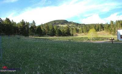 /international/us/commercial-lane-sundance-wy-110106117573/
