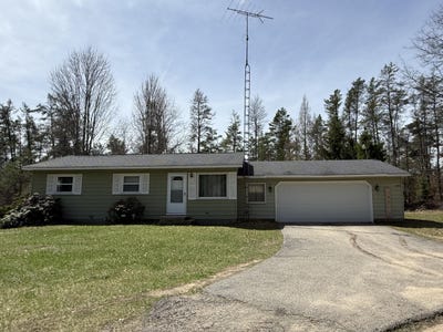 /international/us/11875-hoetzel-road-roscommon-mi-110105354752/