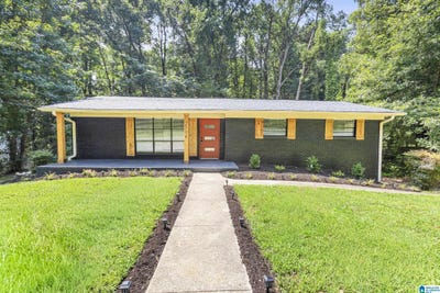 /international/us/2504-october-drive-adamsville-al-110119579725/