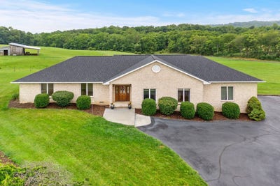 /international/us/363-davis-lane-new-market-va-110100118145/