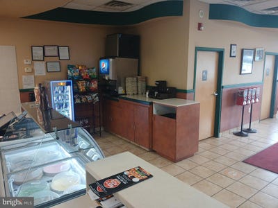 /international/us/1603-st-hwy-38-lumberton-nj-110097592087/