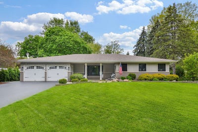/international/us/3n288-bernice-drive-st-charles-il-110108028179/