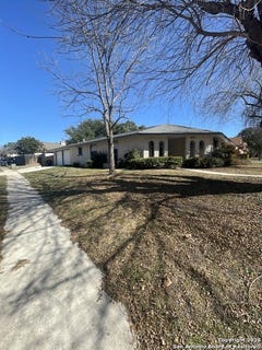 /international/us/6343-pickering-dr-leon-valley-tx-110097309444/