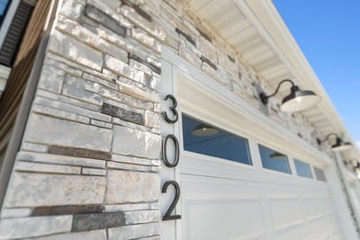 /international/us/302-willow-street-pardeeville-wi-110108505503/