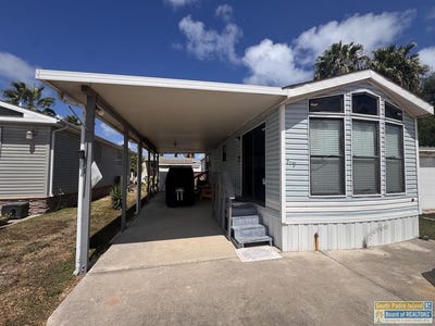 /international/us/719-e-clam-circle-port-isabel-tx-110110304004/