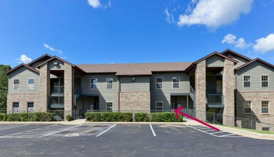 /international/us/1001-golf-drive-branson-west-mo-110106004234/