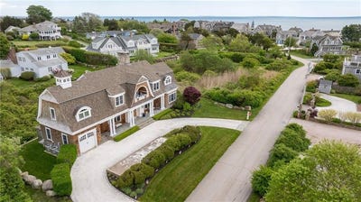 /international/us/20-passpataug-avenue-westerly-ri-110108471710/