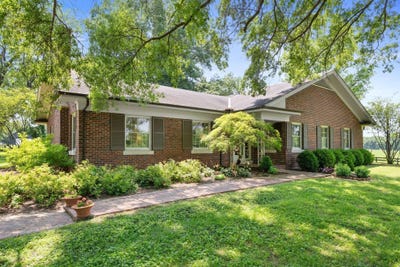 /international/us/4036-north-cleveland-road-lexington-ky-110100020915/