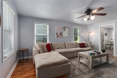 /international/us/214-ming-street-warrensburg-mo-110106926920/