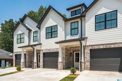 /international/us/221-village-parkway-helena-al-110098245754/