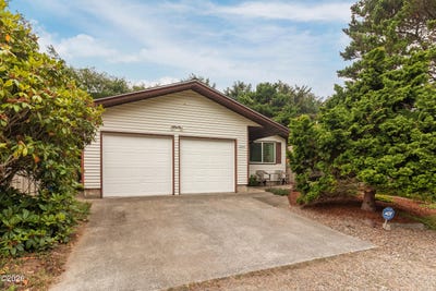 /international/us/2305-nw-keel-ave-lincoln-city-or-110119578202/