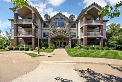/international/us/852-foster-rd-iowacity-ia-110109589388/
