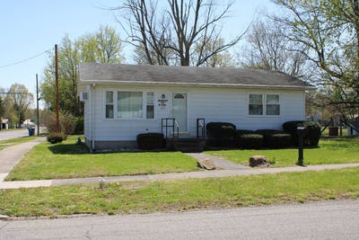 /international/us/600-w-king-st-fairfield-il-110098830721/