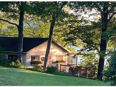 /international/us/613-stony-point-road-benson-vt-110108500366/