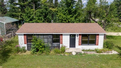/international/us/1598-van-tyle-road-gaylord-mi-110119908234/