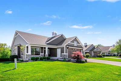 /international/us/7864-whistle-creek-court-sw-byron-center-mi-110108412027/