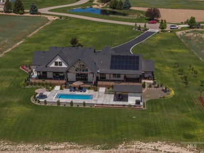 /international/us/281-lakeshore-dr-american-falls-id-110100338071/