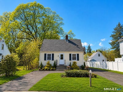 /international/us/121-pool-road-north-haven-ct-110107715061/
