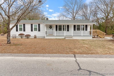 /international/us/4063-mckethan-street-wade-nc-110098007131/?lang=id