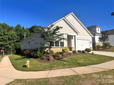 /international/us/4553-stellata-loop-sherrills-ford-nc-110106259209/