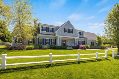 /international/us/10-shiverick-road-east-dennis-ma-110100753089/