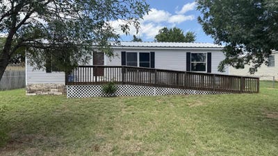 /international/us/200-sarah-circle-llano-tx-110108977791/