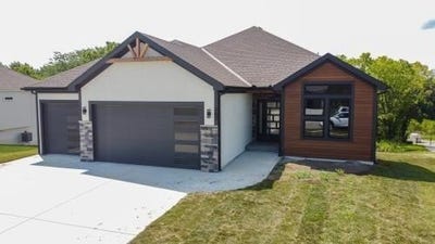 /international/us/700-blackhawke-drive-smithville-mo-110105706218/