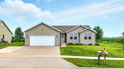 /international/us/1002-s-12th-ave-washington-ia-110100802986/