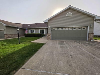 /international/us/4209-briarwood-drive-cedar-falls-ia-110107893436/