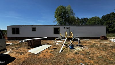 /international/us/6330-nc-561-louisburg-nc-110108019771/
